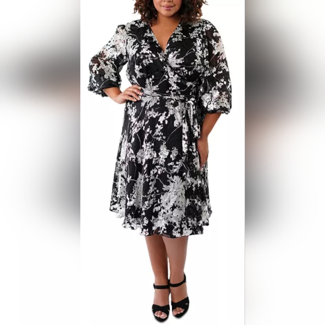 Maree Pour Toi's Burnout Silk/Rayon Blend Black/White Printed Wrap Dress 20w